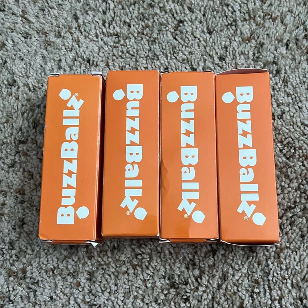 Bridgestone Buzzballs Golf Balls - image 1